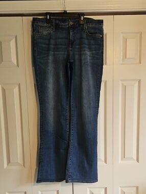 Kut from the Kloth Medium Dark Blue Flare Jeans - Wide Leg